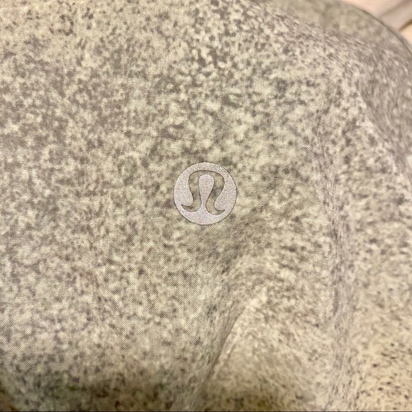 ✨NWOT Lululemon Chase Me Onesie✨ - Picture 6 of 6